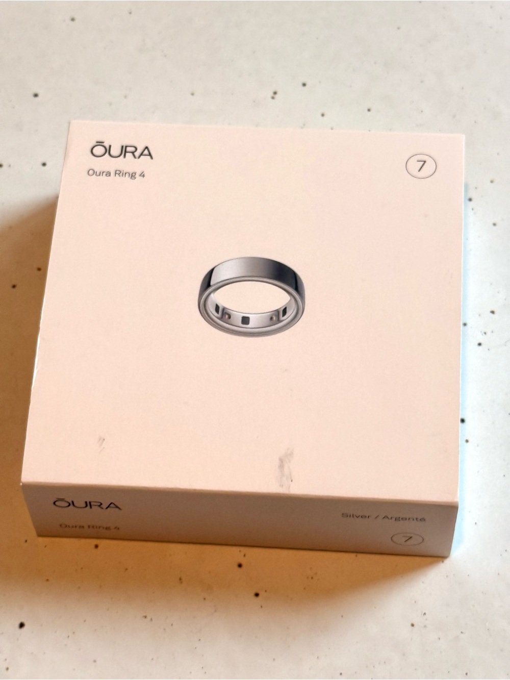 OURA RING GEN 4 (Silver) Size 7 - Picture 8 of 9